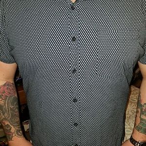 Men's Button down collar shirt